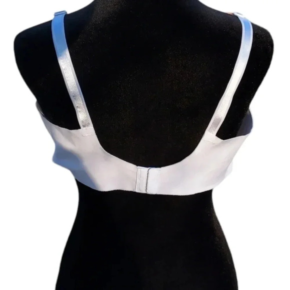 Warners Womens White Bra 38C - Picture 2 of 8